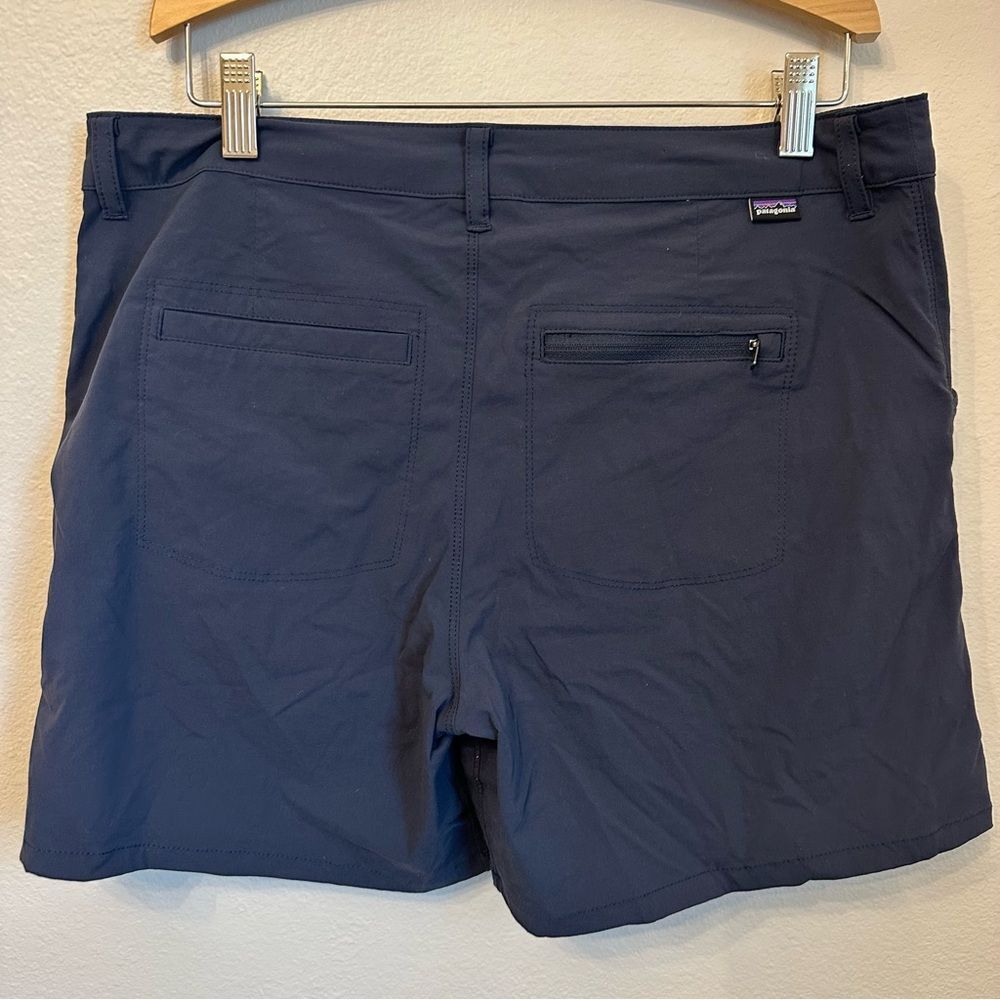 Patagonia Blue Shorts Tailored Fit - Picture 2 of 6